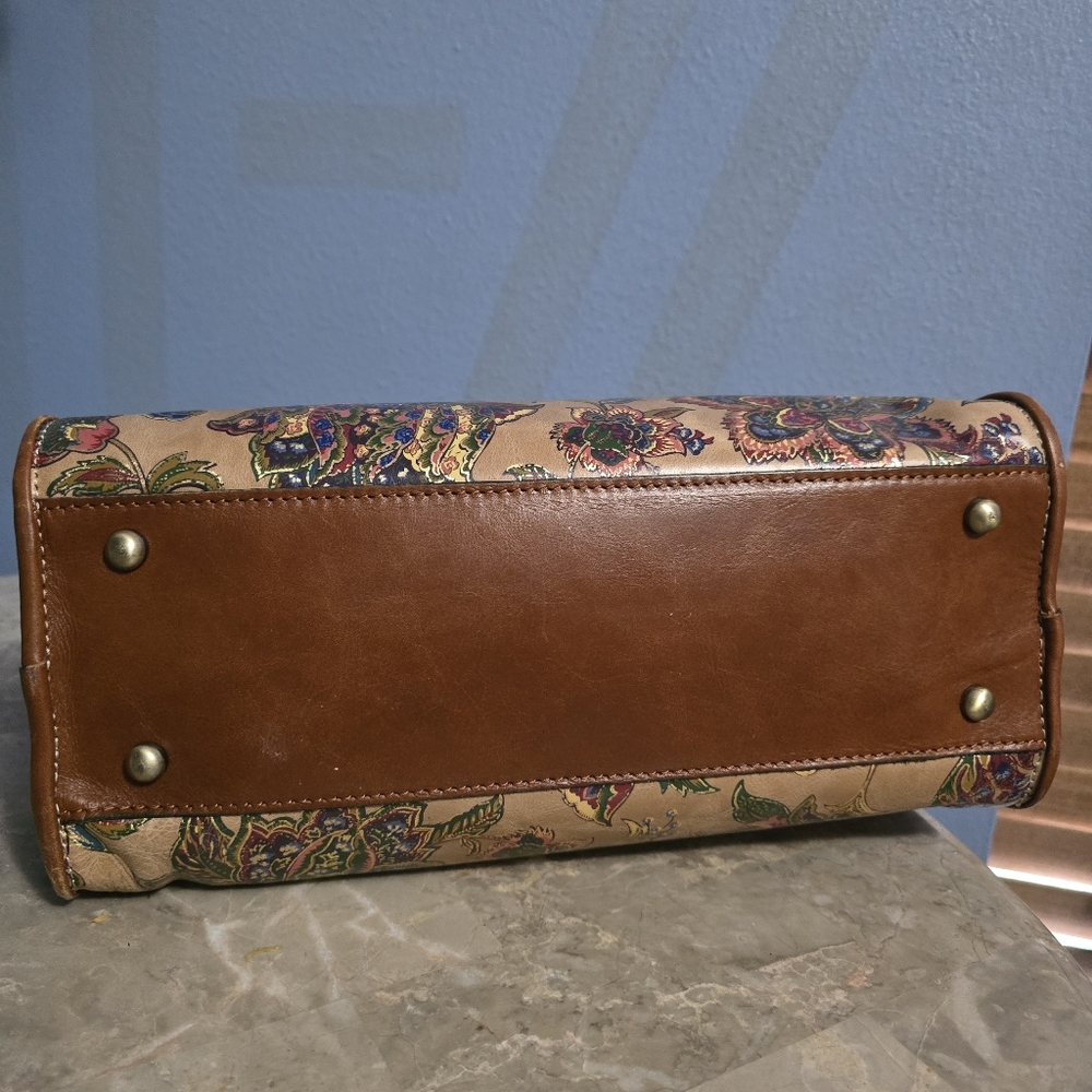 Patricia Nash Vintage Paris French Tapestry Brown & Tan Shoulder Bag - Picture 6 of 16